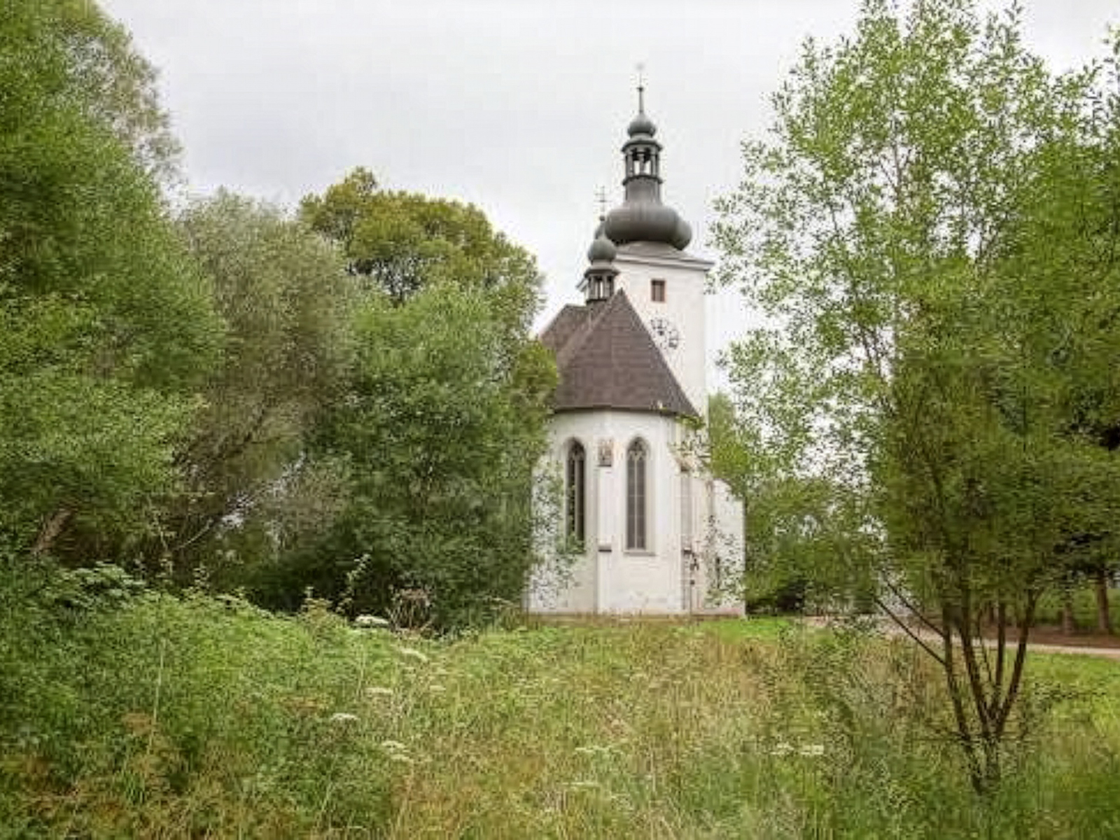 Mit der „Šumava Litera“ mit dem Fahrrad durch den Süden des Gratzener Berglandes